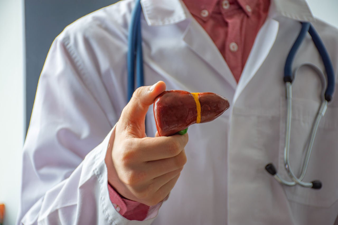 O que é o Hepatologista: Entenda quais doenças são tratadas